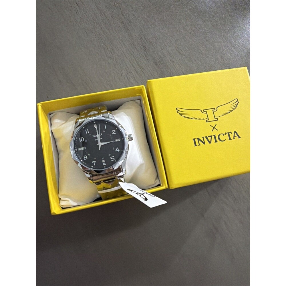 Invicta Men's Analog Black Dial Arabic Numerals Silver Bracelet w/ Box 69027